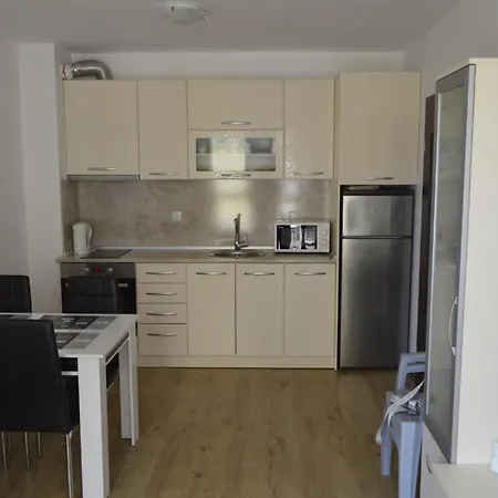 джули 1 Appartement