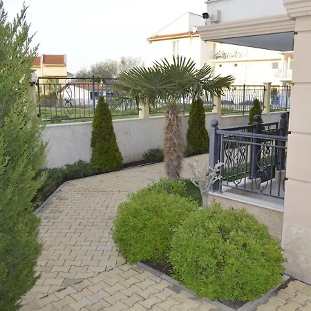 джули 1 Appartement